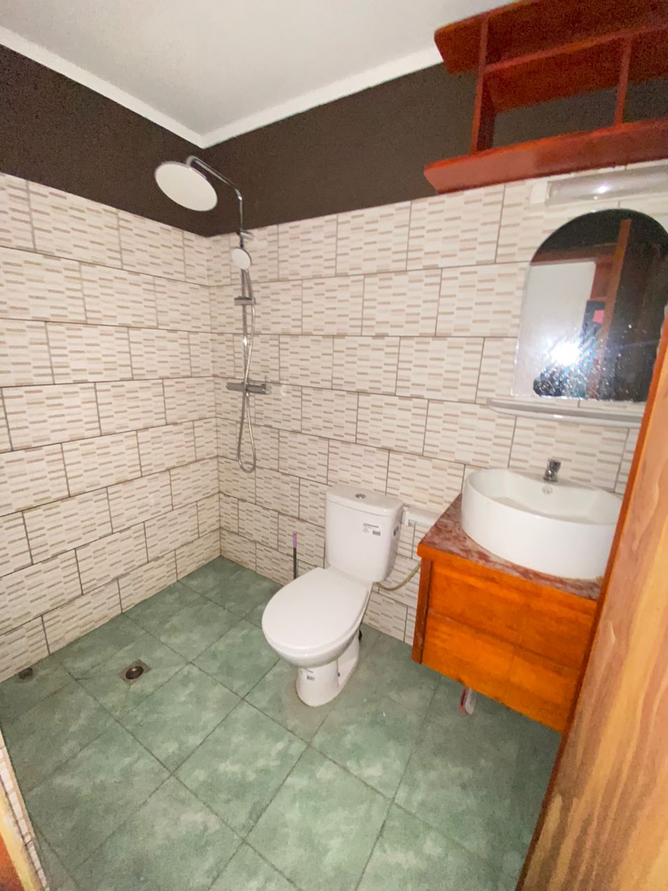 Stylish 2-Bedroom Apartment for Rent in Akwa